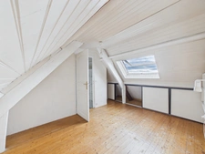 - 78220 VIROFLAY - MAISON FAMILIALE AVEC EXTENSION 140m2 - 3 NIVEAUX - 4 à 5 CHAMBRES - SOUS SOL - BAIGNE DE LUMIERE - GARAGE - ESPACES EXTERIEURS - BEAUX VOLUMES - PROCHE GARES