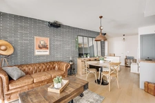 - 94700 MAISONS-ALFORT - QUARTIER CENTRE VILLE - A DEUX PAS COMMERCES ET TRANSPORTS - TRES BEL IMMEUBLE 2018 - TERRASSE - CALME -