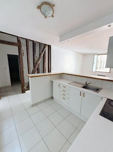 Un appartement de charme, traversant, au cœur du 12ᵉ — à deux pas de la Bastille