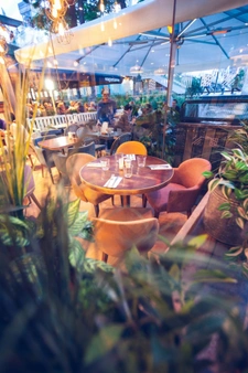 Fonds de commerce à vendre restaurant terrasse centre ville 06 arriere pays cannois 