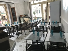  GRASSE (06)bar licence 4,  snack petite restauration glace sur place et emporter, terrasse 