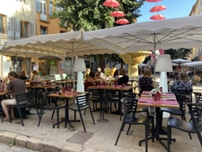  GRASSE (06)bar licence 4,  snack petite restauration glace sur place et emporter, terrasse 