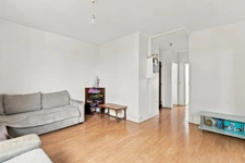 MONTREUIL — 3 PIÈCES 56 m² AU DERNIER ÉTAGE AVEC STATIONNEMENT — EXCLUSIVITÉ
