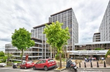 SAINT-CLOUD 92 – Bureau lumineux 18 m² – Les Bureaux de la Colline – 1er étage – 79 800 €