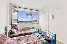 MONTREUIL — 3 PIÈCES 56 m² AU DERNIER ÉTAGE AVEC STATIONNEMENT — EXCLUSIVITÉ