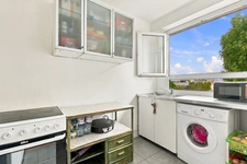 MONTREUIL — 3 PIÈCES 56 m² AU DERNIER ÉTAGE AVEC STATIONNEMENT — EXCLUSIVITÉ