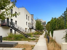 MONTREUIL – T3 RÉCENT AVEC JARDIN 39 M² et TERRASSE (PARKING en sus du prix)