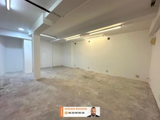 Local/bureau à vendre CASTELNAUDARY (11) - LOCAL COMMERCIAL - VISIBILITE - EMPLACEMENT - LUMINEUX -