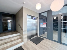 Magnifique 3 pièces traversant de 71 m² avec balcon, loggia, parking et cave