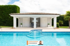🏡 VOLUMES GÉNÉREUX, FINITIONS HAUT DE GAMME ET CADRE VERDOYANT : UNE PROPRIÉTÉ CONTEMPORAINE D’EXCEPTION 🏡