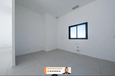 Plain-pied moderne 70 m² de pièce de vie – Piscine & prestations haut de gamme à Laroque-D'Olmes (09)