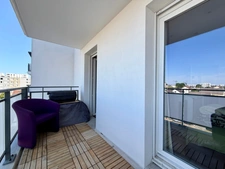 Magnifique 3 pièces traversant de 71 m² avec balcon, loggia et cave