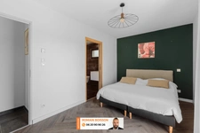 Villa moderne et de plain-pied à vendre 5 pièces (31)