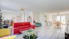 Grand T5 familial 135 m² avec balcons, double garage et cave – Tassin-la-Demi-Lune