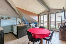 T3 atypique de 55m² en dernier étage à Craponne