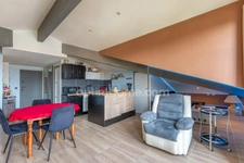 T3 atypique de 55m² en dernier étage à Craponne