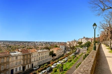 16000 Angoulême - Appartement de standing –  Grand espace de 150 m² – Plateau d’Angoulême – 3 chambres – 2 suites parentales – 3 dressings – 3 WC – cave