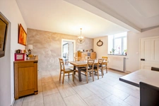 Propriété de caractère à vendre près de Cholet – Maison 180 m², 2 appartements loués, dépendances et 4 hectares