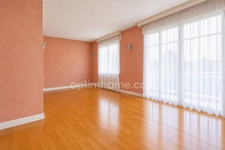 Maison à vendre à Oullins (69600) – 120 m² à rénover, 4 chambres, jardin et entrepôt de 180 m²