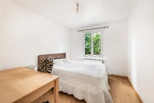 Maison familiale atypique de 170 m² avec jardin, terrasse et garage double – Collonges-au-Mont-d'Or