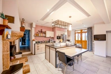 Propriété de caractère à vendre près de Cholet – Maison 180 m², 2 appartements loués, dépendances et 4 hectares
