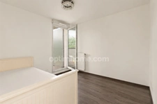 Appartement T4 lumineux – Lyon 8 proximité Galeries Lafayette et métro / tram