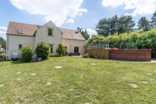 78440 Jambville - Maison familiale - 8 pièces - 6 chambres - Jardin