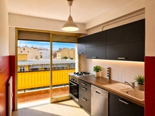 Appartement 2 pièces – 48 m² – Dernier étage avec balcon – Nice Libération
