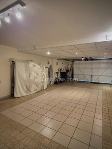 Maison de 8 pièces 152 m² - 3 ch - Véranda, Sous-sol complet & Terrain - Bourges