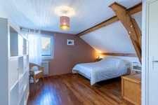 Maison avec terrain à Nébouzat, 88 m² habitable, véranda et garage.