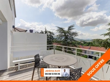 Maison de ville familiale, Le Cendre, 108 m², Jardin, Terrasse, 3 chambres, 5 pièces 