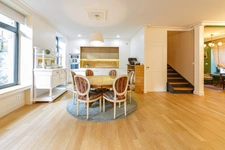 Maison de charme, La Bourboule (63) , 120 m², 5 pièces, 3 chambres, bibliothèque, spa, jardin, terrasse, 