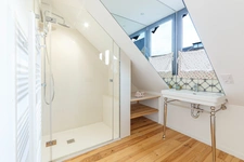 Maison de charme, La Bourboule (63) , 120 m², 5 pièces, 3 chambres, bibliothèque, spa, jardin, terrasse, 