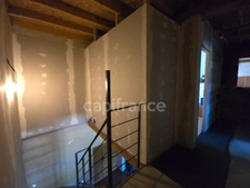 A rare, charming house in the heart of the Vézelien region – approximately 150 m² of living space, with potential for 230 m²- 2 bedrooms with potential for 5