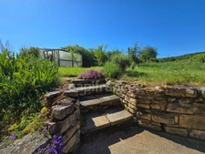 A rare, charming house in the heart of the Vézelien region – approximately 150 m² of living space, with potential for 230 m²- 2 bedrooms with potential for 5