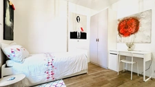 CHOISY-LE-ROI - GONDOLES NORD - 158 m2 carrez - 10 PIÈCES - 6 CHAMBRES - 3 SALLES D’EAU - TERRASSE - BALCON - GARAGE - JARDIN