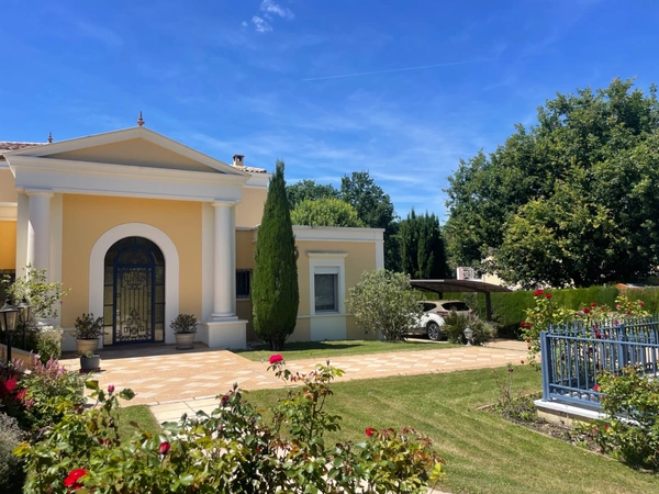 Maison à vendre 10 pièces SEILH (31)