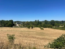 Terrain à vendre de 1,45 Ha GOURDON (46)