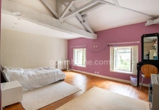 Plassac (17240) – Maison charentaise de 223 m² avec deux dépendances et terrain de 5 625 m²