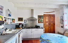 Maison de caractère en pierre de 8 pièces, 5 chambres. 200 m²- DPE C , Saint-Dizant-du Gua