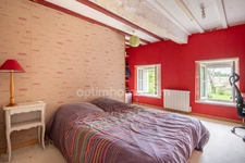 Plassac (17240) – Maison charentaise de 223 m² avec deux dépendances et terrain de 5 625 m²
