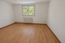 Maison avec balcon et jardin à Saint-Germain-de-Lusignan — 97 m², 3 chambres, près de Jonzac