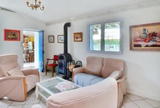 Maison de caractère en pierre de 8 pièces, 5 chambres. 200 m²- DPE C , Saint-Dizant-du Gua