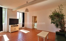 Plassac (17240) – Maison charentaise de 223 m² avec deux dépendances et terrain de 5 625 m²