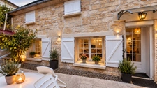 MONTATAIRE (60) – MAISON 3-4 PIECES EN PIERRE AVEC GRANDE COUR PRIVATIVE : LE CALME EN PLEIN CENTRE-VILLE !