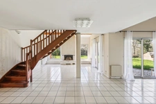 31770 - COLOMIERS - MAISON D’ARCHITECTE DE PRÈS DE 200 M² + ESPACE À INVESTIR - PANNEAUX SOLAIRES - AU CALME - SANS VIS-À-VIS 