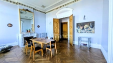 Appartement, 5 pièces avec terrasse et cave,3 chambres.