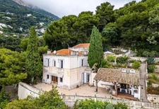House for sale, 5 rooms, ROQUEBRUNE CAP MARTIN (06)
