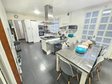 Maison à vendre 9 pièces  (Corbeil Essonnes)