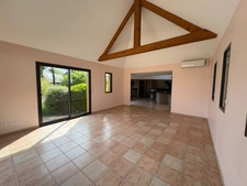 Propriété 244 m2 vie de plain-pied 5 chs 5388 m2 dont 1947 m2 divisible et constructible BEUZEVILLE LA GRENIER (76)